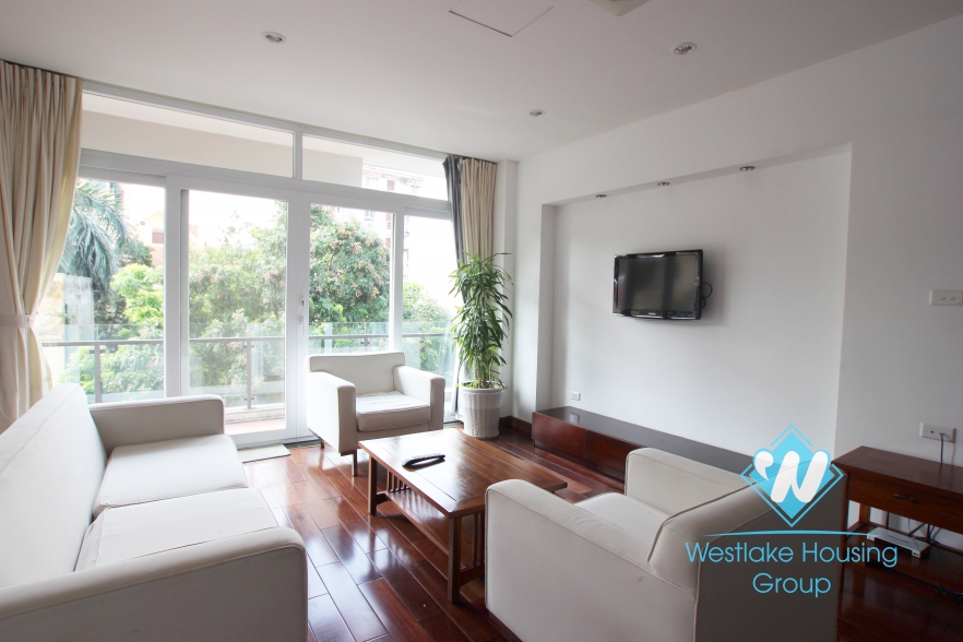 Large sized, high quality serviced apartment in Tay Ho district, Hanoi.